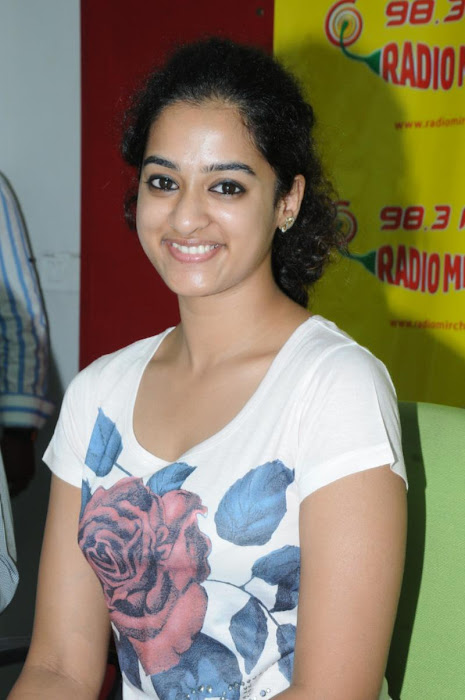 nanditha new actress pics